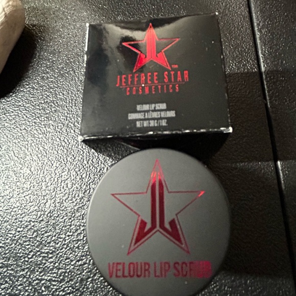 Jeffree Star ⭐️ Velour Lip Scrub NEW - Picture 2 of 11